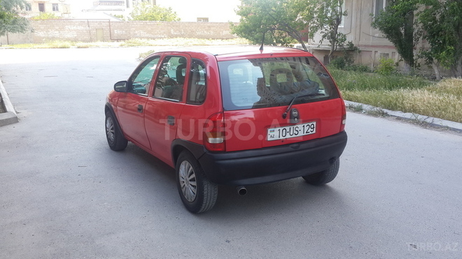 Opel Vivaro 1996, 137,000 km - 1.4 л - Bakı