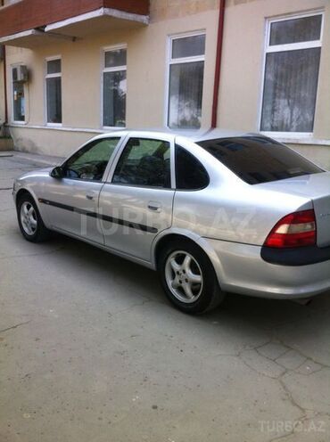Opel Vectra 1998, 370,002 km - 1.8 л - Sumqayıt