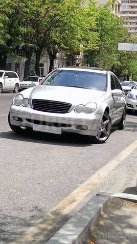 Mercedes C 180 2003, 240,000 km - 2.0 l - Bakı