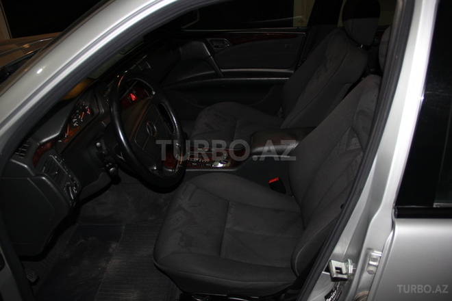 Mercedes E 240 1999, 169,000 km - 2.4 l - Bakı