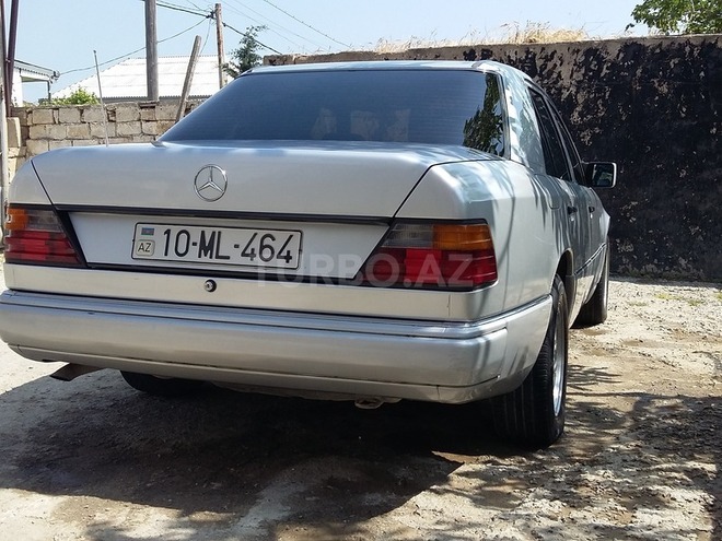 Mercedes E 200 1991, 0 km - 0.2 l - Bakı