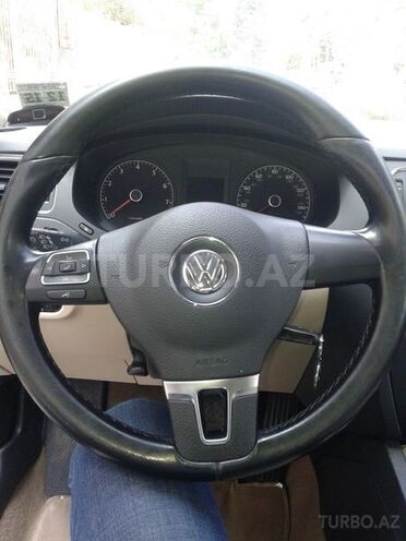 Volkswagen Jetta 2010, 39,000 km - 2.5 l - Bakı