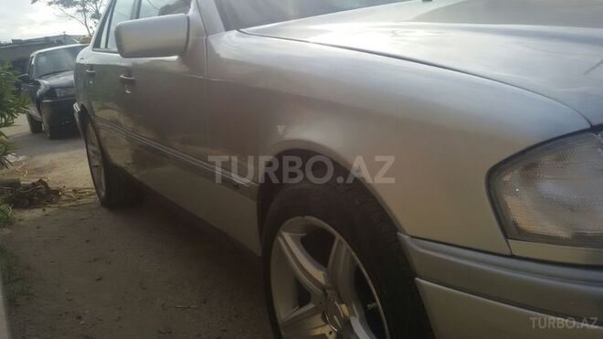 Mercedes C 180 1996, 270,000 km - 1.8 l - Bakı