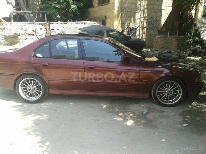 BMW 540 2001, 295,000 km - 0.4 l - Bakı