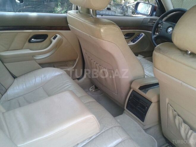 BMW 540 2001, 295,000 km - 0.4 l - Bakı