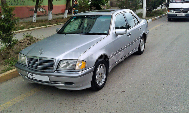 Mercedes C 230 1998, 186,800 km - 2.3 л - Sumqayıt