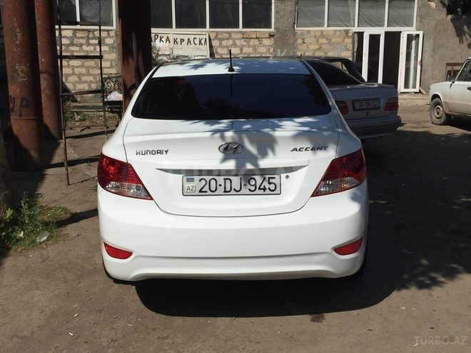 Hyundai Accent 2011, 91,000 km - 1.4 л - Gəncə