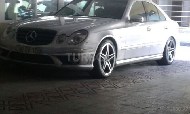 Mercedes E 240 2003, 222,439 km - 2.6 l - Bakı