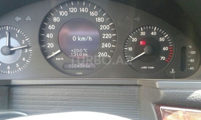 Mercedes E 240 2003, 222,439 km - 2.6 l - Bakı