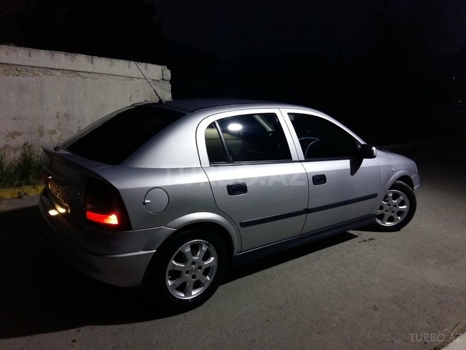 Opel Astra 2002, 174,000 km - 1.6 l - Bakı