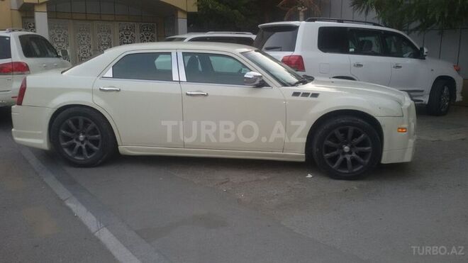 Chrysler 300C 2005, 160,000 km - 2.7 l - Bakı