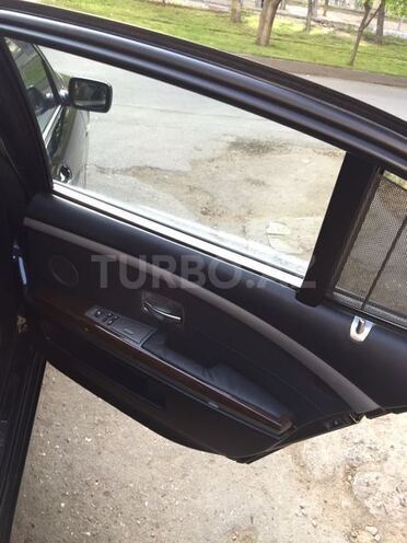 BMW 745 2004, 249,000 km - 4.4 l - Bakı