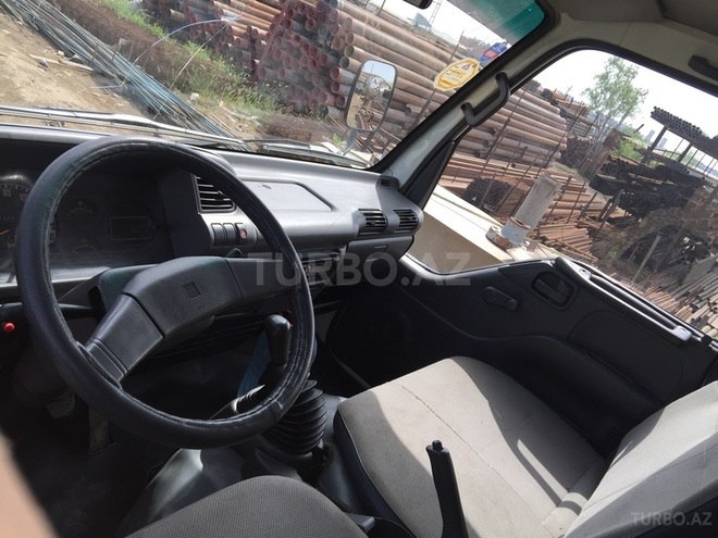 Isuzu NKR 55 E 2008, 132,000 km - 2.8 l - Bakı