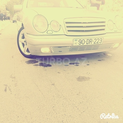 Mercedes E 240 1999, 280,000 km - 2.4 l - Bakı
