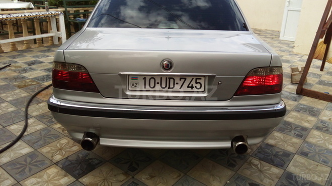 BMW 740 1996, 265,000 km - 4.4 l - Bakı