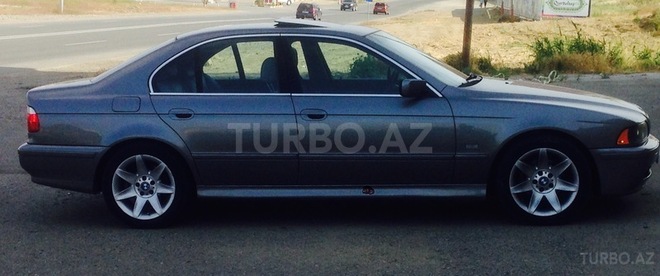 BMW 525 2003, 136,000 km - 2.5 l - Bakı