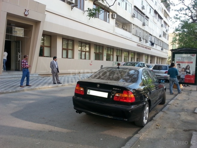 BMW 325 2003, 312,000 km - 2.5 l - Sumqayıt