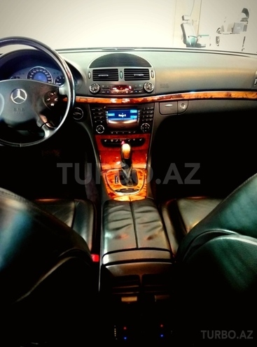 Mercedes E 320 2002, 293,699 km - 3.2 l - Bakı