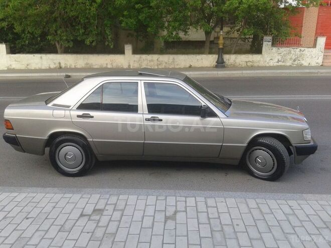 Mercedes 190 1990, 390,000 km - 2.0 l - Bakı