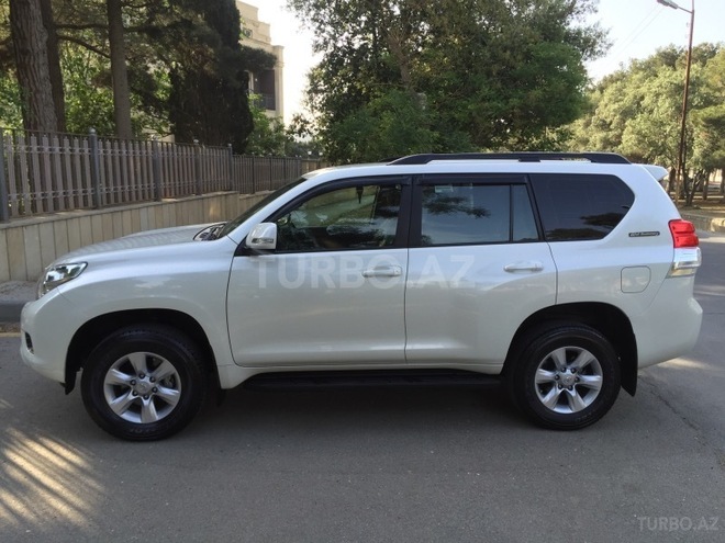 Toyota Prado 2011, 60,000 km - 2.7 л - Bakı