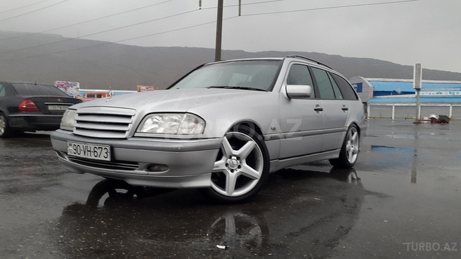 Mercedes C 220 1999, 300,000 km - 2.2 л - Bakı