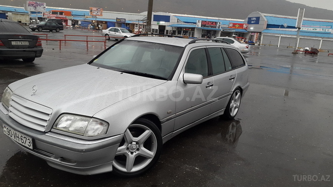 Mercedes C 220 1999, 300,000 km - 2.2 л - Bakı