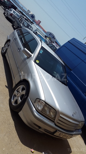 Mercedes C 220 1999, 300,000 km - 2.2 л - Bakı
