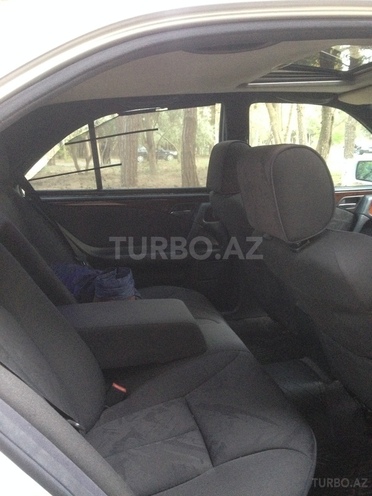 Mercedes E 240 1998, 243,450 km - 2.4 l - Sumqayıt