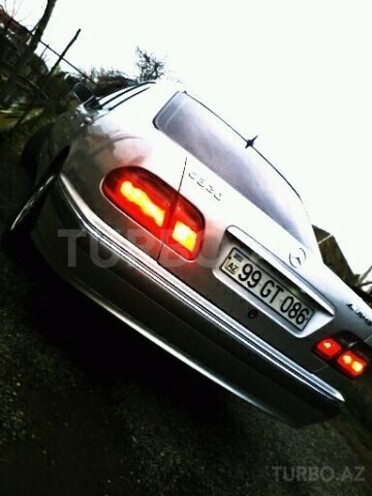 Mercedes E 220 2002, 272,000 km - 2.2 l - İmişli