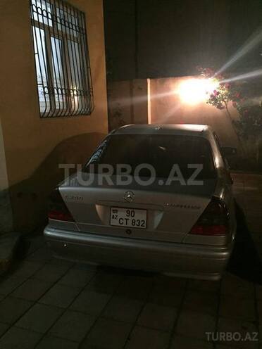Mercedes C 230 2000, 216,000 km - 2.3 l - Bakı