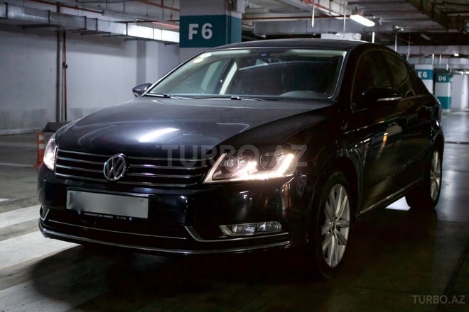 Volkswagen Passat 2013, 85,000 km - 1.8 л - Bakı