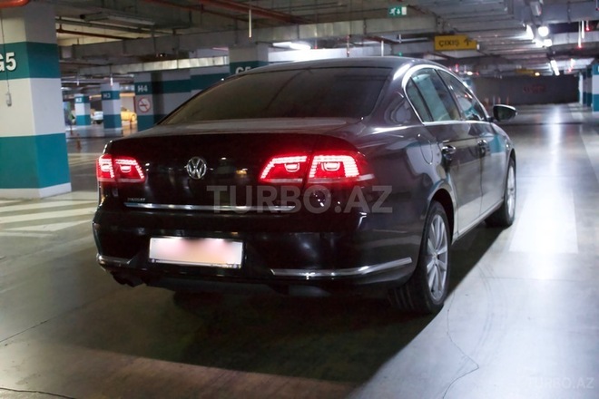 Volkswagen Passat 2013, 85,000 km - 1.8 л - Bakı