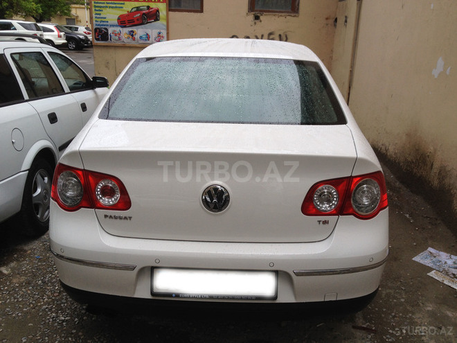 Volkswagen Passat 2010, 126,500 km - 1.8 l - Bakı