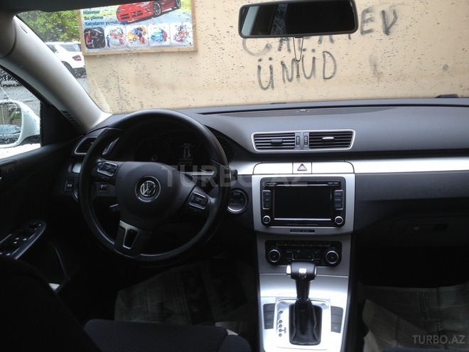 Volkswagen Passat 2010, 126,500 km - 1.8 l - Bakı
