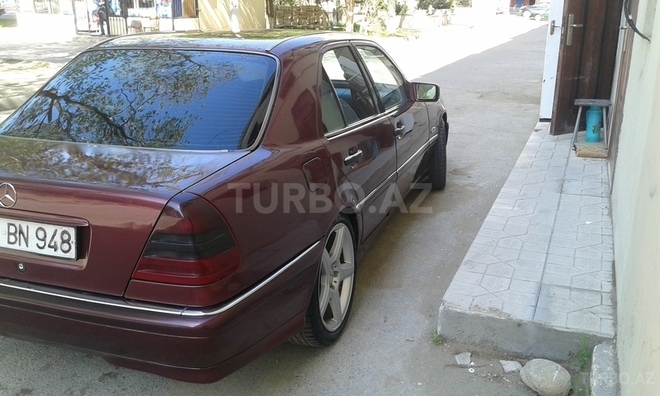 Mercedes C 230 1997, 321,000 km - 2.3 л - Sumqayıt