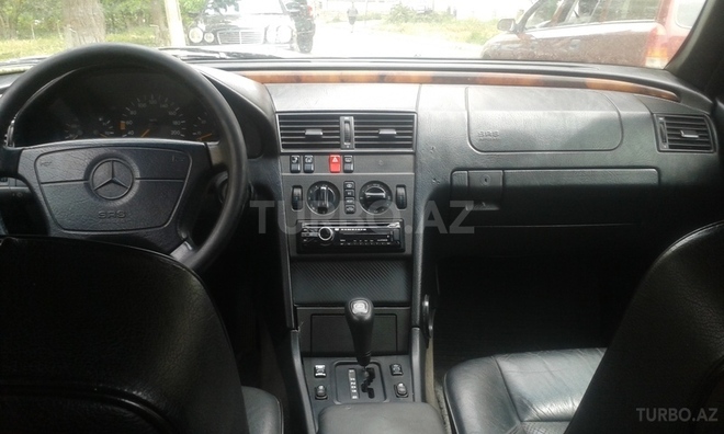 Mercedes C 250 1995, 285,000 km - 2.5 л - Bakı