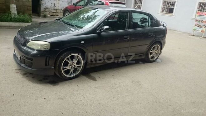 Opel Astra 2000, 200,000 km - 1.6 l - Bakı
