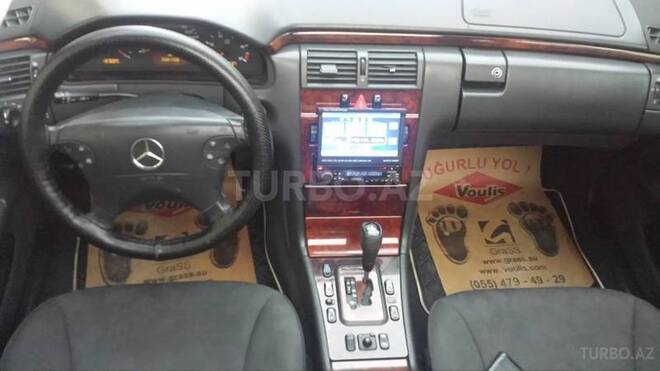 Mercedes E 270 2000, 300,000 km - 2.7 л - Bakı