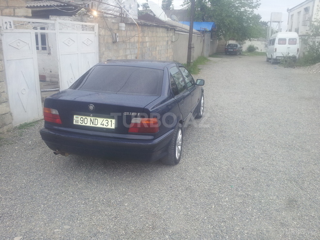 BMW 318 1991, 222,222 km - 1.8 l - Quba