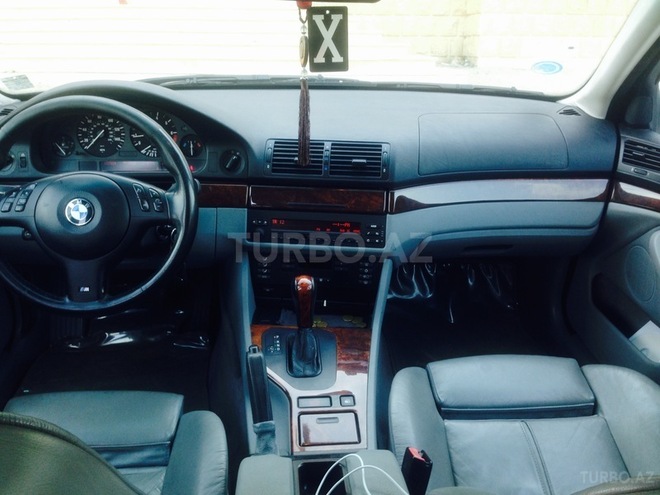 BMW 525 2003, 136,000 km - 2.5 l - Bakı