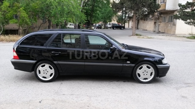 Mercedes C 200 2000, 225,000 km - 2.0 л - Bakı