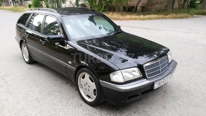 Mercedes C 200 2000, 225,000 km - 2.0 л - Bakı