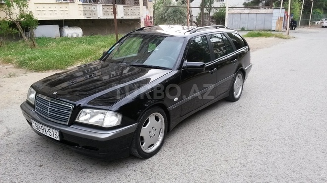 Mercedes C 200 2000, 225,000 km - 2.0 л - Bakı