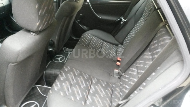 Mercedes C 200 2000, 225,000 km - 2.0 л - Bakı