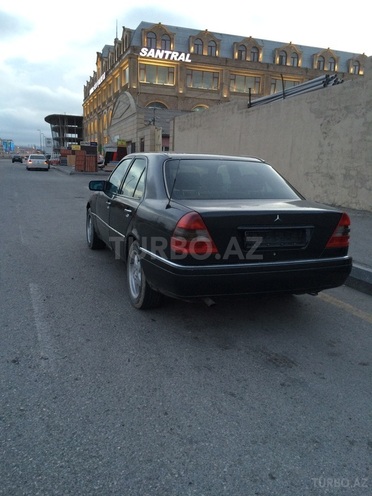 Mercedes C 180 1995, 270,000 km - 1.8 l - Bakı