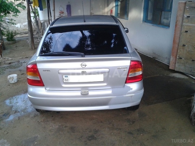 Opel Astra 2002, 131,000 km - 1.6 l - Bakı