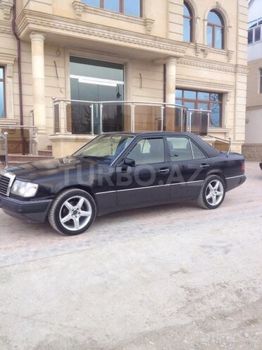 Mercedes E 230 1991, 119,961 km - 2.3 l - Bakı