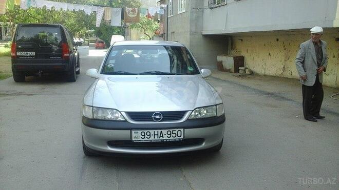 Opel Vectra 1998, 170,000 km - 1.8 l - Bakı