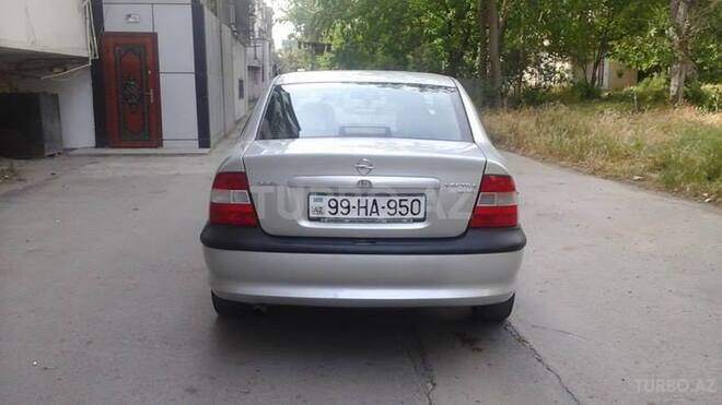 Opel Vectra 1998, 170,000 km - 1.8 l - Bakı