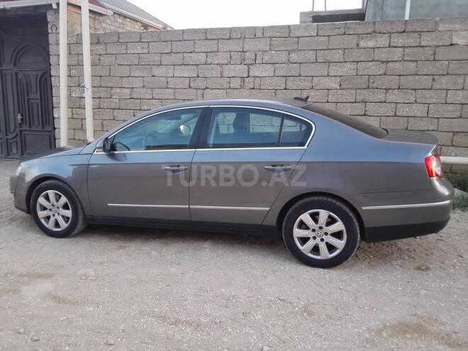 Volkswagen Passat 2005, 193,000 km - 2.0 л - Bakı